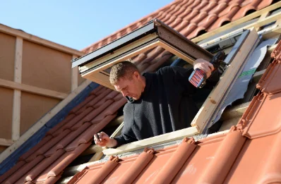 Pose de fenêtres de toit Velux à Étrépilly